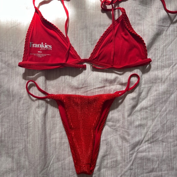 Frankie’s red bikini - Picture 2 of 3